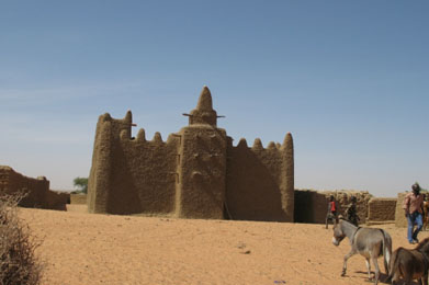 la moschea di un piccolo villaggio del Mali
